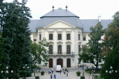 Khóa học mùa hè về văn hóa và ngôn ngữ Hungary tại Đại học Công giáo Eszterházy Károly, Hungary
